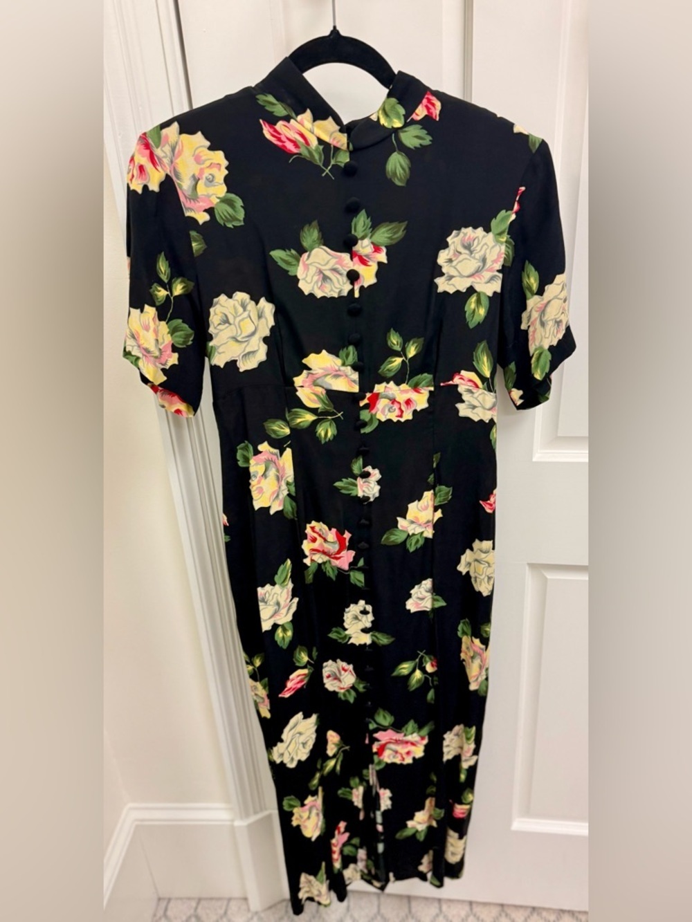 VINTAGE 90’s Asian Express Black Rose Lace Up Back Floral Maxi Dress - 7/8 - Picture 2 of 16